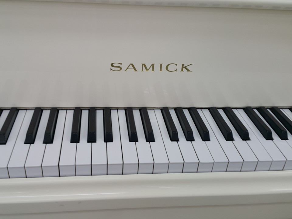 f40e0c041c9bbd74389e7ca28d4e815c_1533874