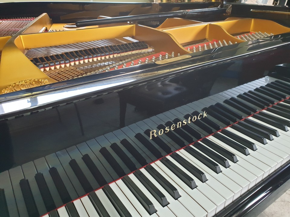 8e7b30e67af16b37d41ec1b3ae9a213d_1570244