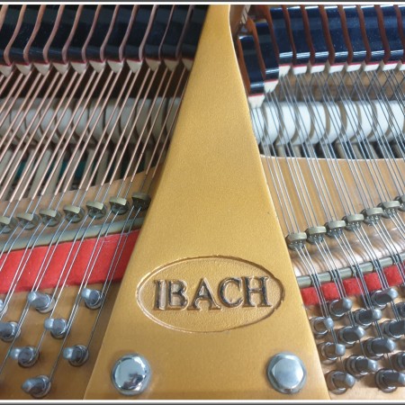 중고 이바하 그랜드피아노 음색을 느껴보세요.