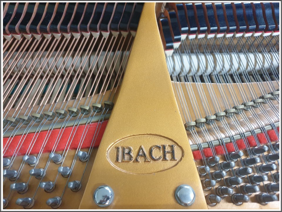 b06c371652d9fee438fdabb82aed1dd4_1635586