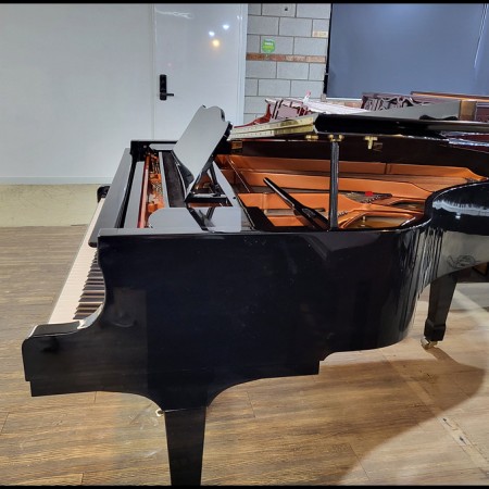 저렴한 중고 그랜드피아노 느낌을 담다