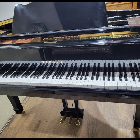 중고 야마하 베이비그랜드피아노 매력을 담다.